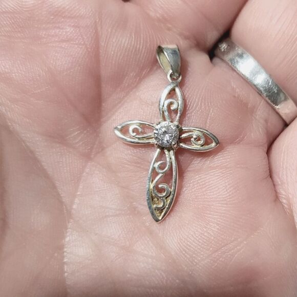 Silver Cross with stone pendant - Picture 2 of 5